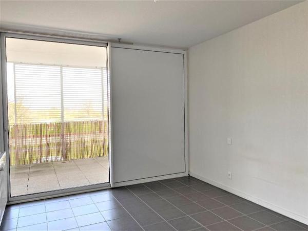 Appartement à louer 2 pièces 42.2m²
