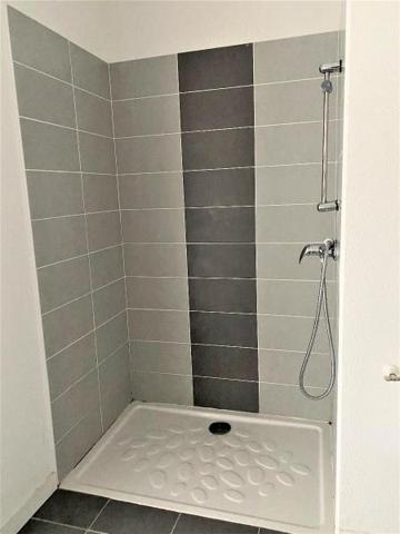 Appartement à louer 2 pièces 42.2m²