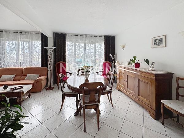 Appartement 4 pièces 2 chambres séjour double à Chilly-Mazarin sans travaux proche des écoles, commerces et de la plaine de Balizy