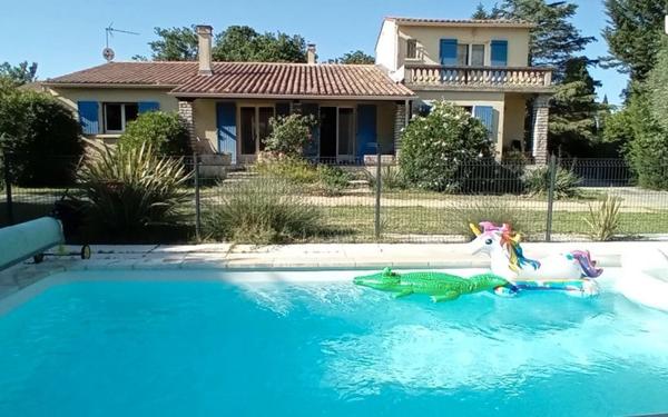 Maison à vendre    5 pièces •  Blauzac