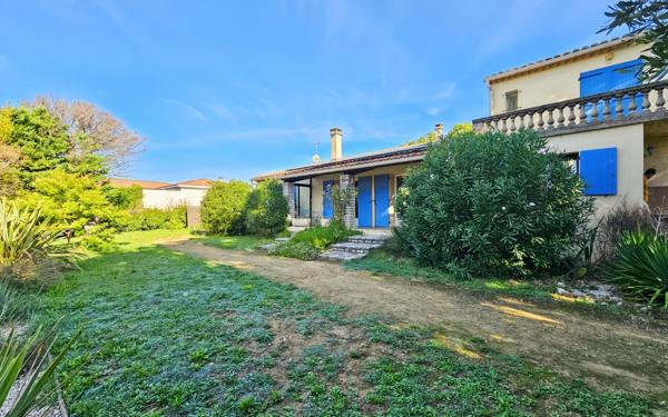 Maison à vendre    5 pièces •  Blauzac