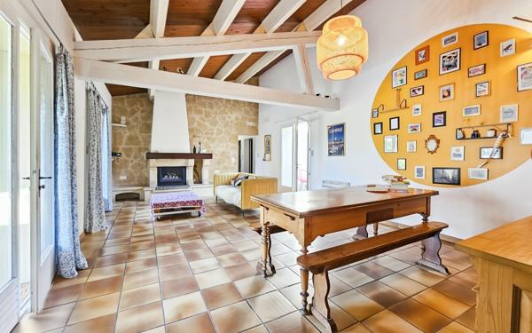 Maison à vendre    5 pièces •  Blauzac