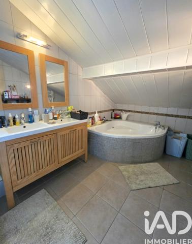 Maison à vendre 5 pièces 102 m² Farges