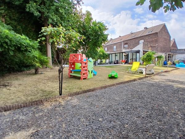 Maison 6 pièces - 115 m²