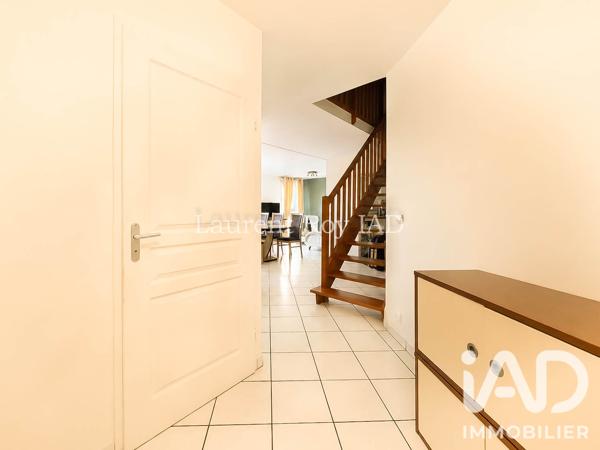Appartement à vendre 5 pièces 109 m² Saint-Ouen-l'Aumône