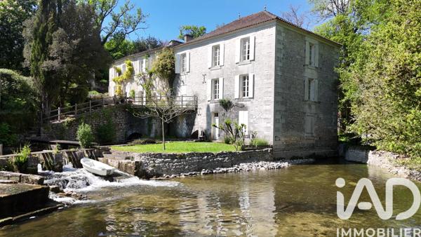 Maison à vendre 10 pièces 354 m² Gensac-la-Pallue