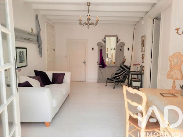 Maison à vendre 10 pièces 354 m² Gensac-la-Pallue