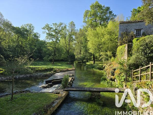 Maison à vendre 10 pièces 354 m² Gensac-la-Pallue