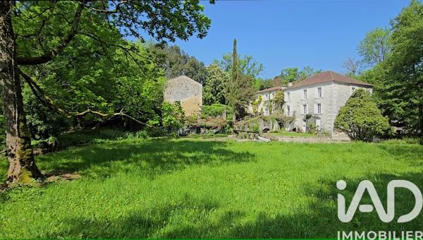 Maison à vendre 10 pièces 354 m² Gensac-la-Pallue