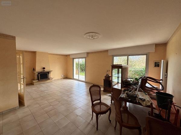 Maison individuelle à vendre à Noyal-Châtillon-sur-Seiche en Ille-et-Vilaine (35230), ref : 35129-6665