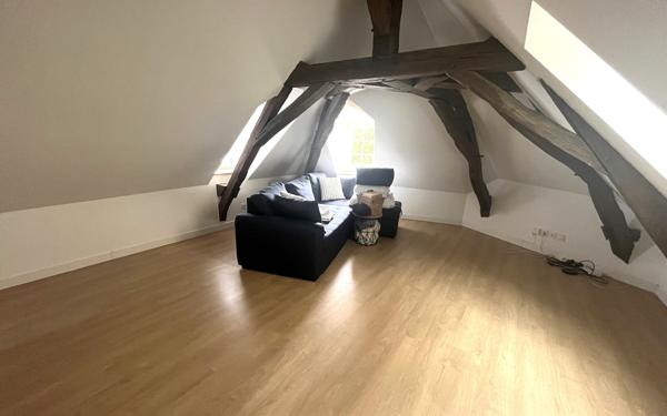 Immeuble à vendre    10 pièces •  Châtellerault