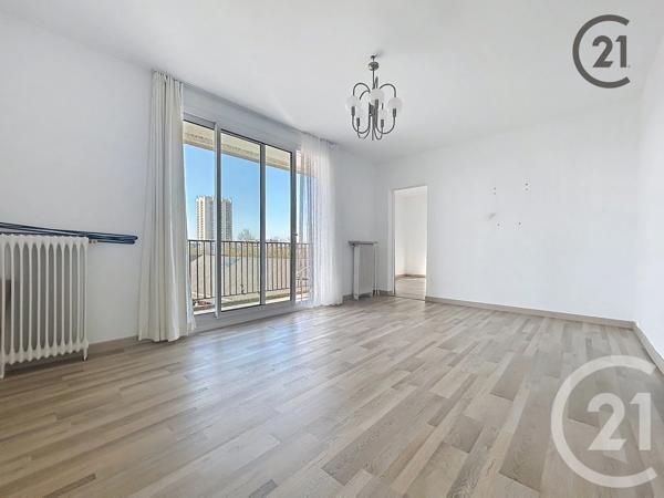Appartement F3 à vendre  3 pièces - 57,10 m 2   MONTEREAU FAULT YONNE  - 77