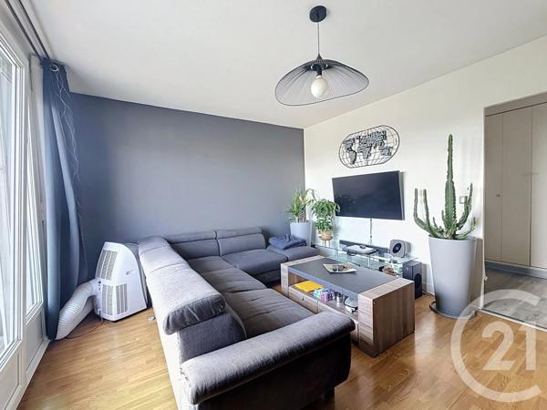 Appartement F3 à vendre  3 pièces - 57,10 m 2   MONTEREAU FAULT YONNE  - 77