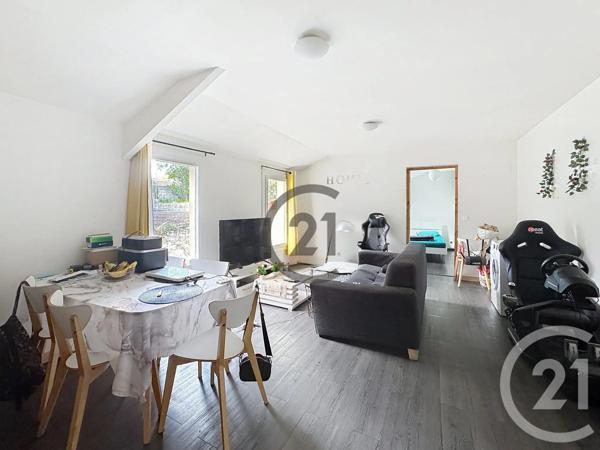 Appartement F3 à vendre  3 pièces - 57,10 m 2   MONTEREAU FAULT YONNE  - 77