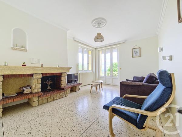 Immeuble à vendre  197,85 m2 ROMAGNAT - 63