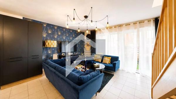Vente                                                      Maison
                        
                     3 pièces                      82 m2                     à Chanteloup-les-Vignes