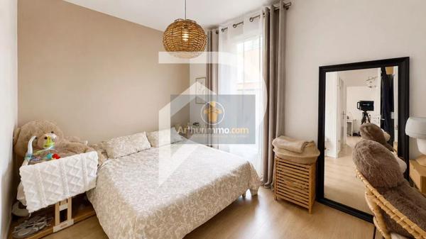 Vente                                                      Maison
                        
                     3 pièces                      82 m2                     à Chanteloup-les-Vignes
