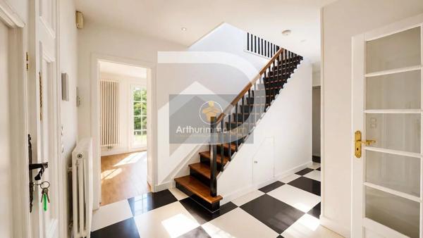 Vente                                                      Maison
                        
                     7 pièces                      160 m2                     à Andrésy