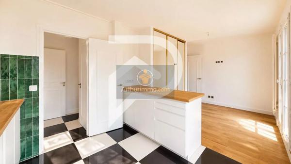 Vente                                                      Maison
                        
                     7 pièces                      160 m2                     à Andrésy