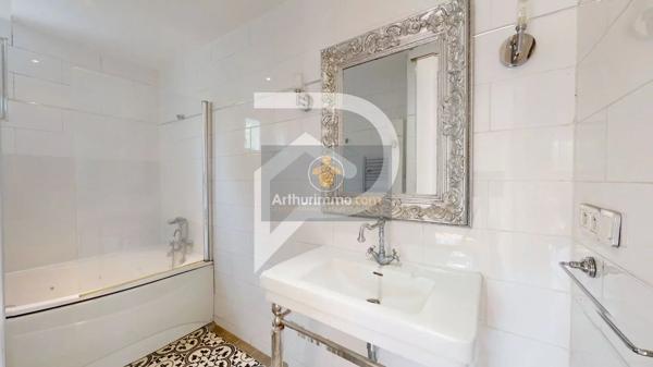 Vente                                                      Maison
                        
                     7 pièces                      160 m2                     à Andrésy