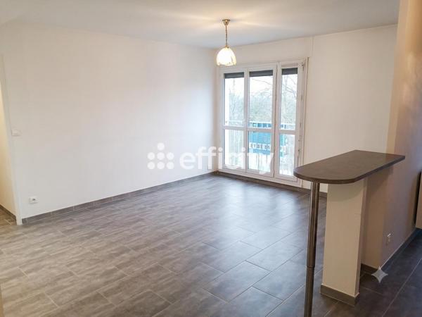 Appartement
         3 pièces
        - 62 m² Exclusivité 169 000 € *