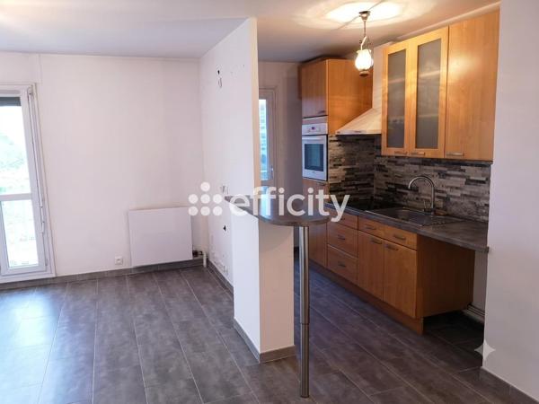 Appartement
         3 pièces
        - 62 m² Exclusivité 169 000 € *