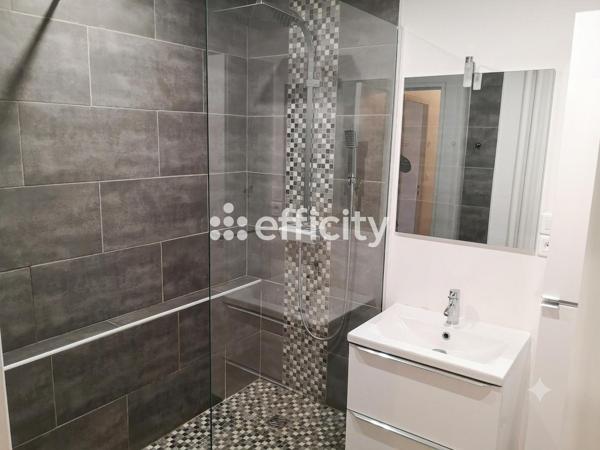 Appartement
         3 pièces
        - 62 m² Exclusivité 169 000 € *