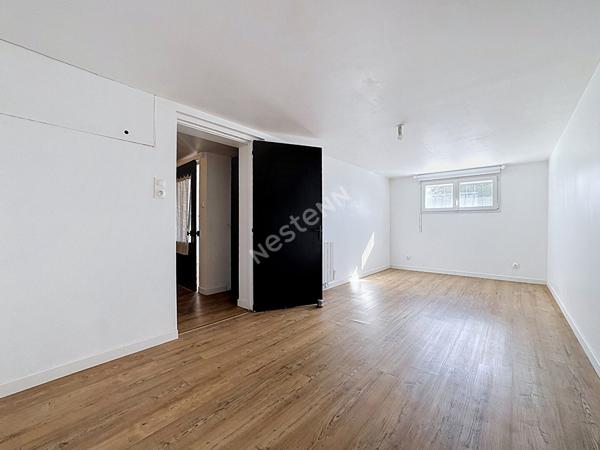 Maison à vendre à Ancenis - 3 chambres, bureau, jardin et garage.