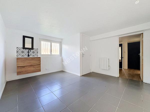 Maison à vendre à Ancenis - 3 chambres, bureau, jardin et garage.