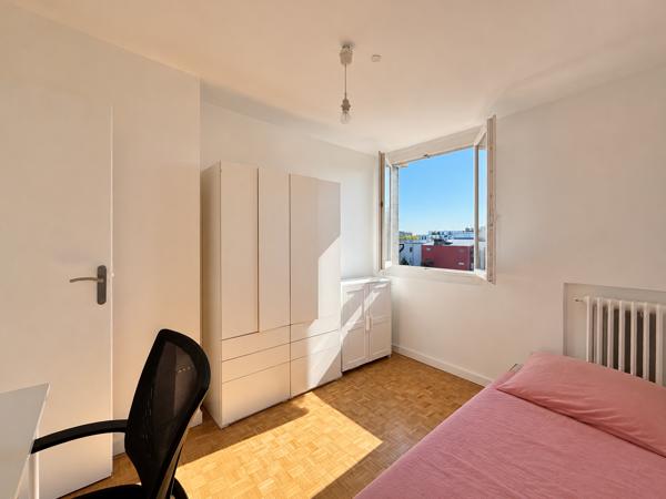Appartement
         3 pièces
        - 58 m² Exclusivité 279 000 € *