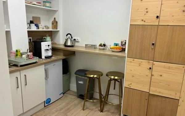 Immeuble à vendre    1 pièce • 131,20 m2 La Rochelle