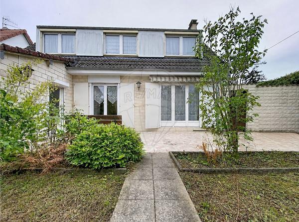 Maison 4 chambre(s) à vendre - Bessoncourt, Territoire de Belfort 90