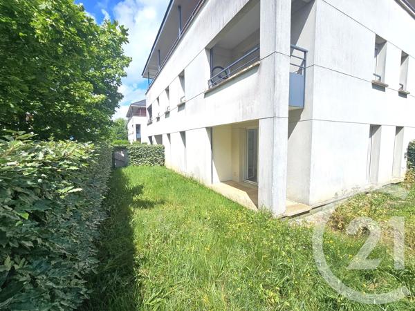 Appartement F3 à vendre  3 pièces - 57,31 m 2   SAVIGNY LE TEMPLE  - 77