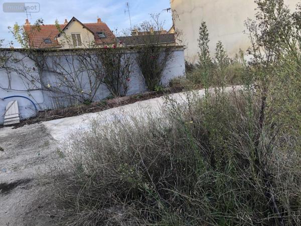 Terrain à Batir à vendre à Reims dans la Marne (51100), ref : 51046-2445   
Centre et Grand Centre