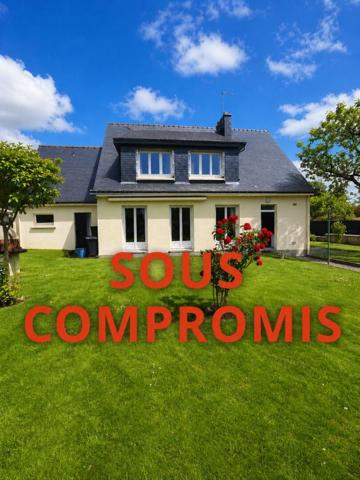 Maison de 105 m² - 5 pièces - terrain 495 m² -  au calme en impasse - 2 garages - proximité du centre-ville (350 m)