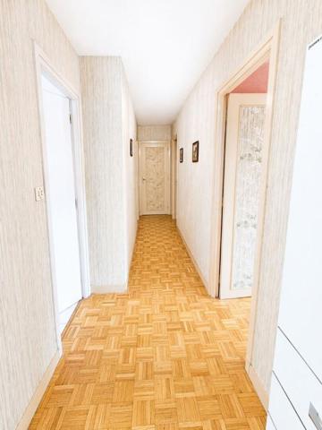 Maison de 105 m² - 5 pièces - terrain 495 m² -  au calme en impasse - 2 garages - proximité du centre-ville (350 m)