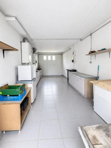 Maison de 105 m² - 5 pièces - terrain 495 m² -  au calme en impasse - 2 garages - proximité du centre-ville (350 m)