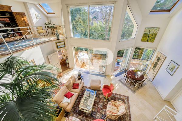 SEVRES RIVE DROITE - MAISON D'ARCHITECTE 1 490 000 € **  - Référence  604-S