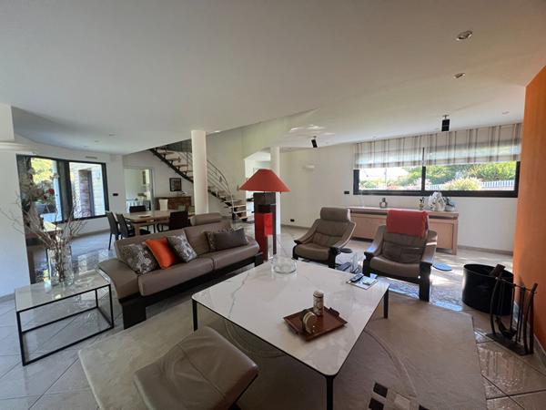 Maison d'architecte au bord de l'Odet.