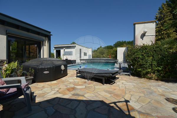 Maison 4 chambre(s) à vendre - Bellerive-sur-Allier, Allier - 03
