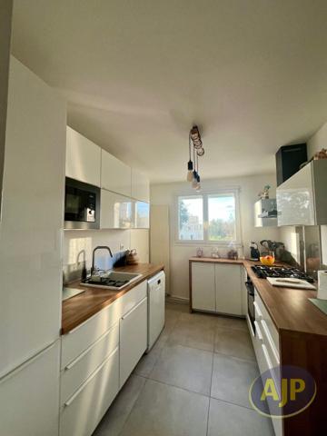 Vente appartement Bordeaux : 299 000 € - AJP Immobilier Le Bouscat