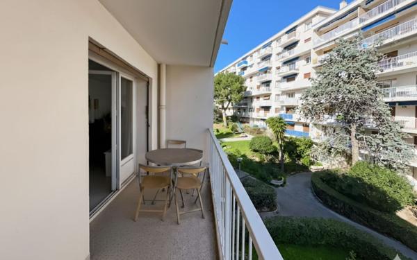 Appartement à vendre    4 pièces • 64,50 m2 Toulon