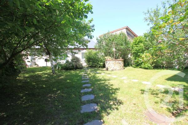 Maison à vendre  7 pièces - 167,71 m 2   ST MICHEL SUR ORGE  - 91