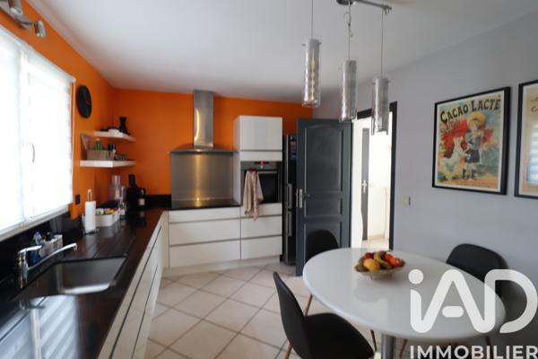 Maison à vendre 5 pièces 133 m² Artigues-près-Bordeaux
