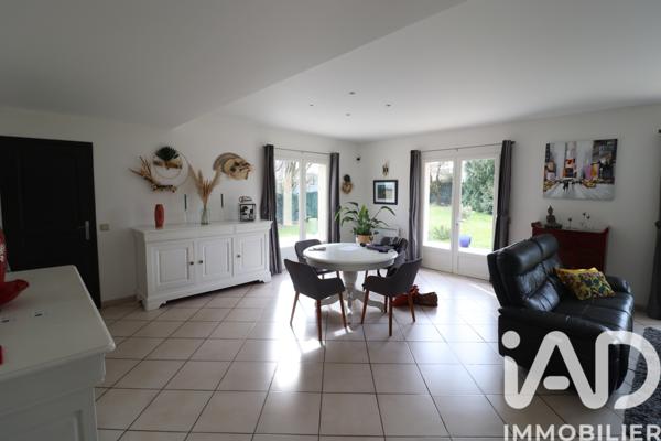 Maison à vendre 5 pièces 133 m² Artigues-près-Bordeaux
