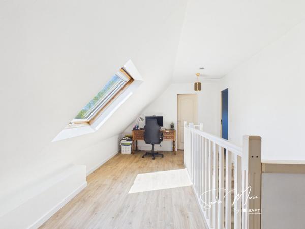 MAISON AVEC VIE DE PLAIN-PIED