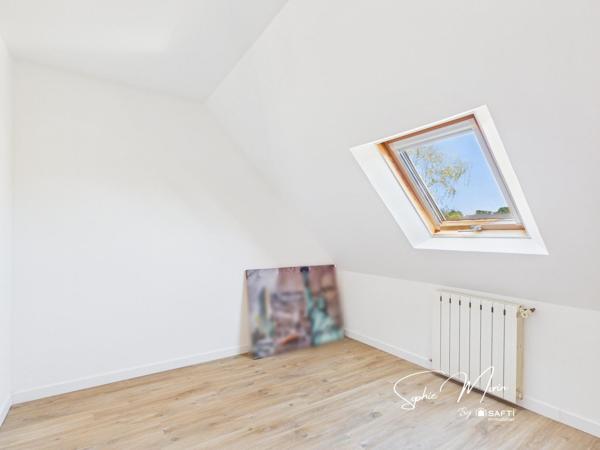 MAISON AVEC VIE DE PLAIN-PIED