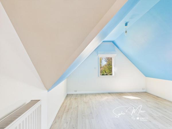MAISON AVEC VIE DE PLAIN-PIED
