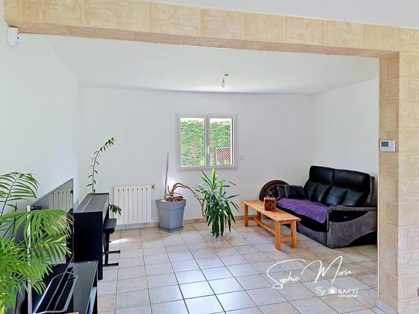 MAISON AVEC VIE DE PLAIN-PIED