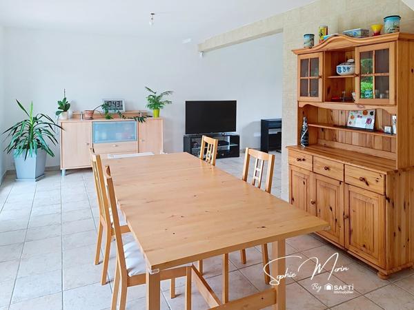 MAISON AVEC VIE DE PLAIN-PIED